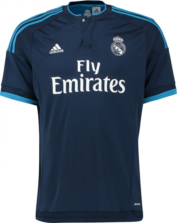 Форма игрока футбольного клуба Реал Мадрид Карим Бензема (Karim Mostafa Benzema) 2015/2016 (комплект: футболка + шорты + гетры)