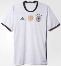 Форма игрока Сборной Германии Макс Крузе (Max Kruse) 2015/2016 (комплект: футболка + шорты + гетры)