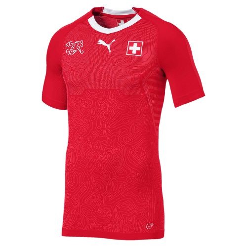 Форма сборной  Швейцарии по футболу 2018  Домашняя  (комплект: футболка + шорты + гетры) 
