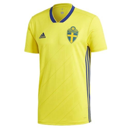 Форма сборной  Швеции по футболу 2018  Домашняя  (комплект: футболка + шорты + гетры) 